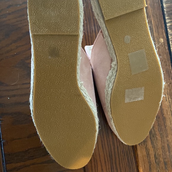 Royal Standard comfortable slip on shoes. - Picture 4 of 4